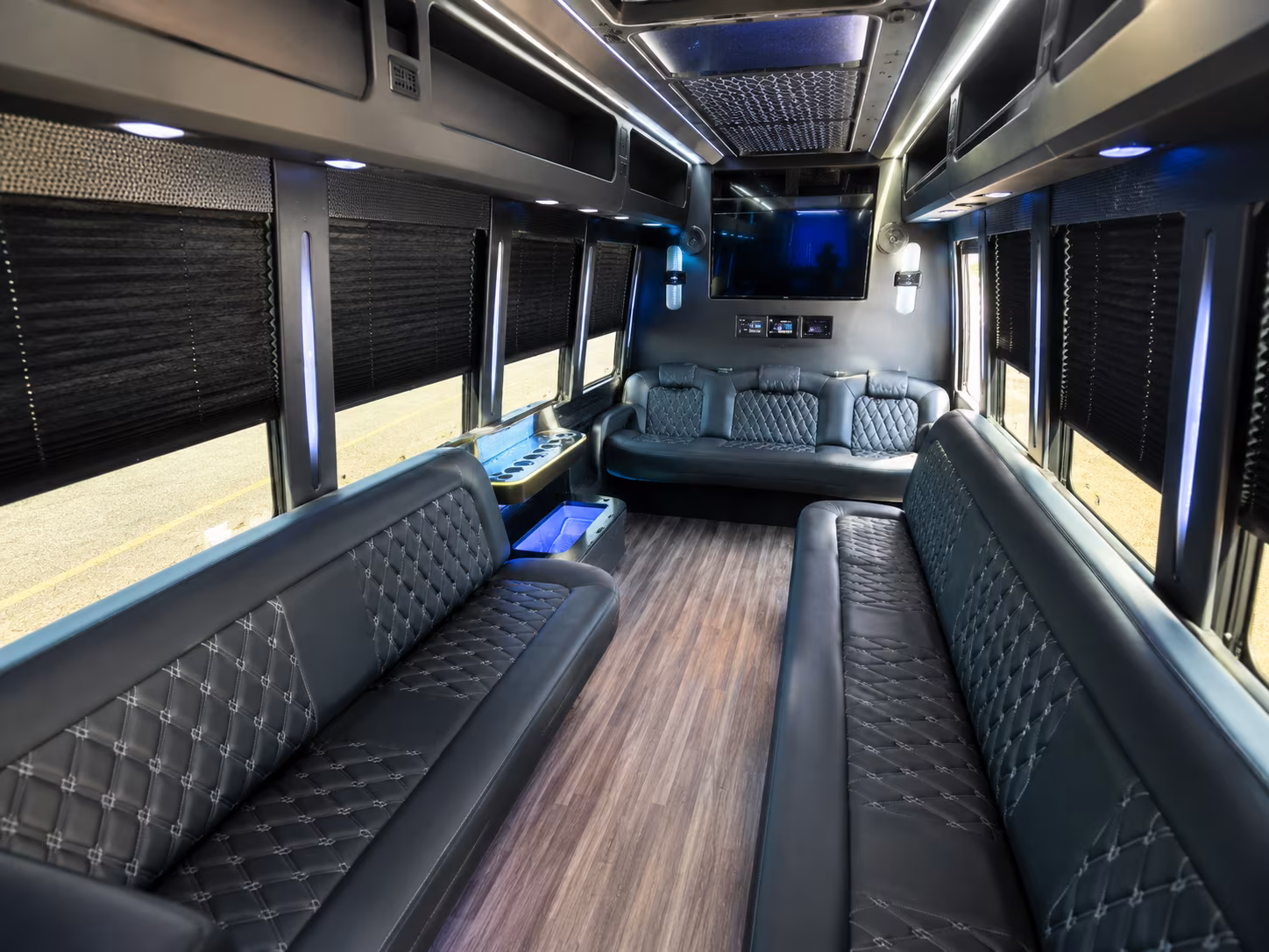 hit every photo stop in your nashville party bus before the dance