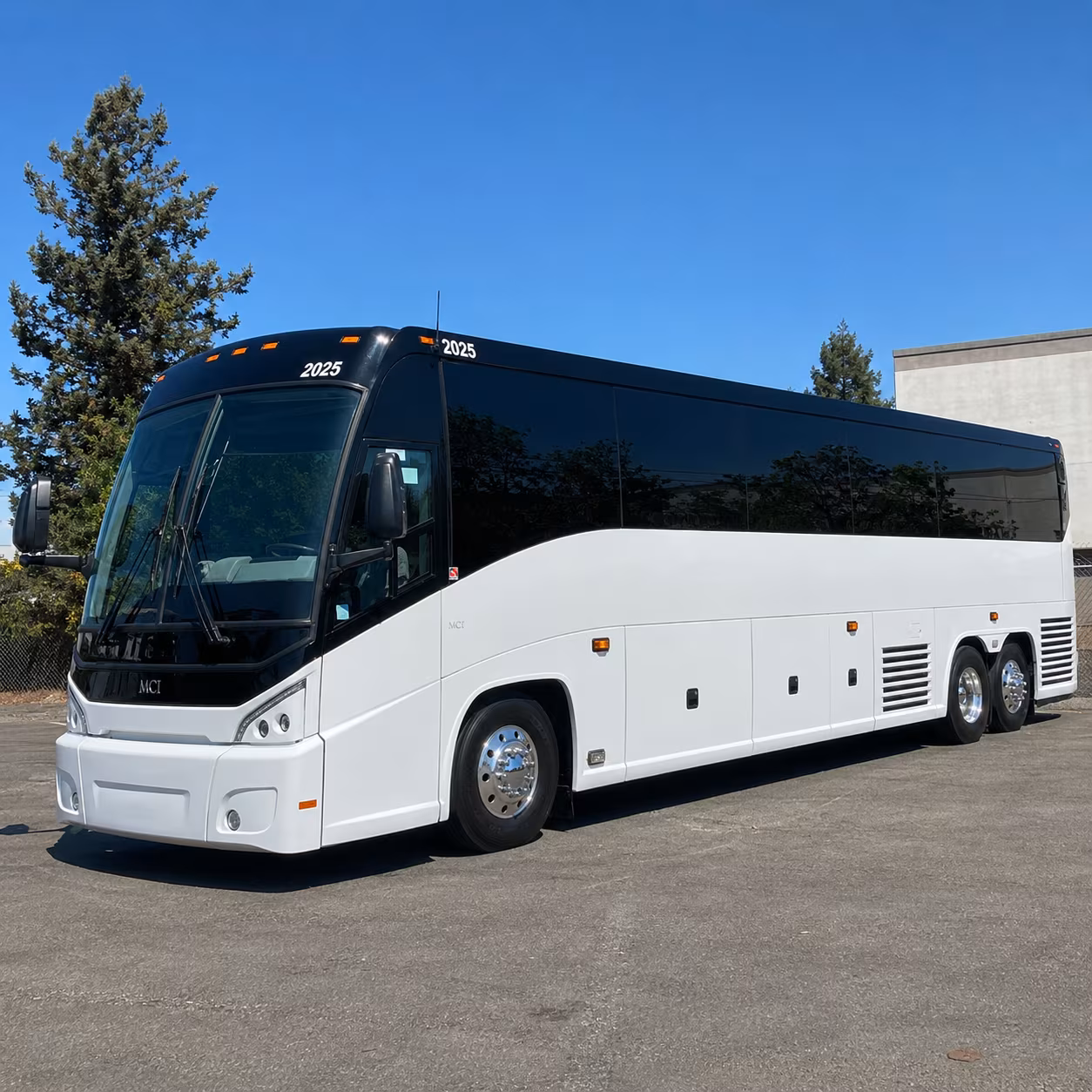 nashville charter bus services exterior