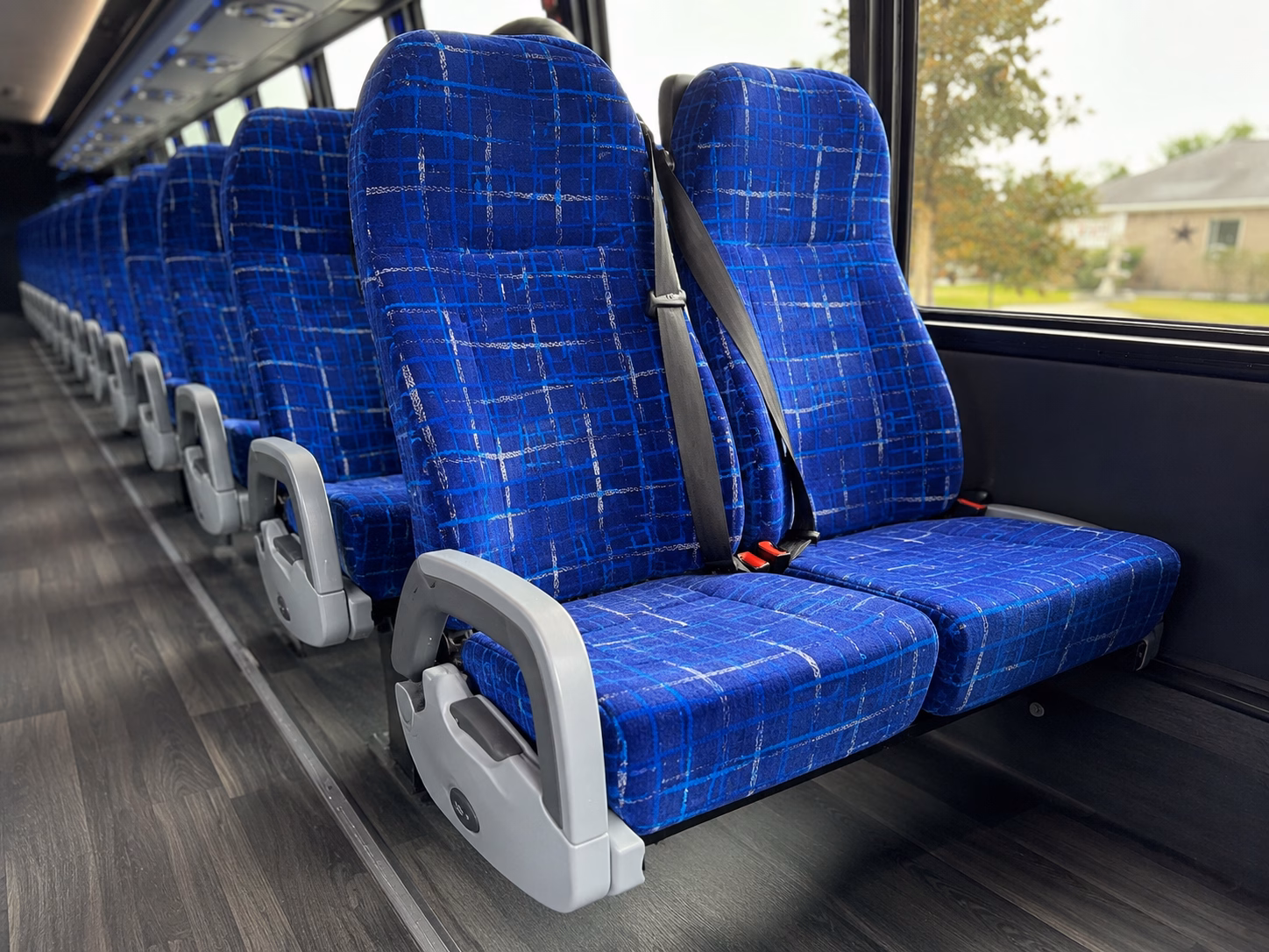 private charter buses for layovers in nashville