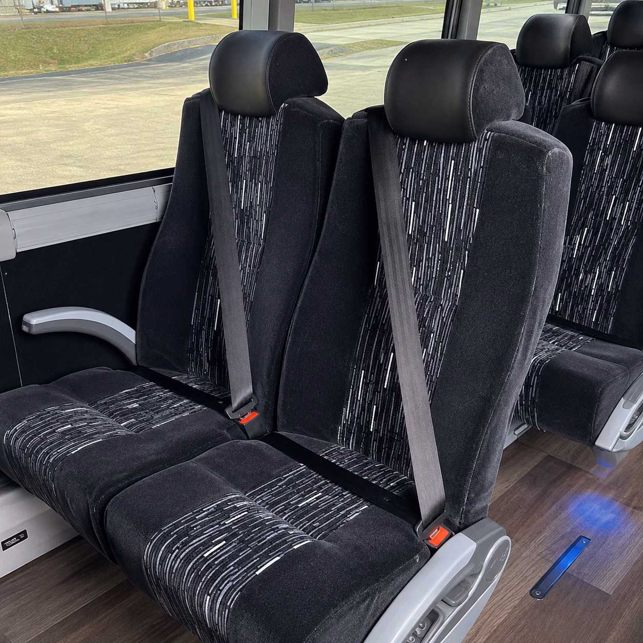 rent a field trip bus to nashville museums and science centers